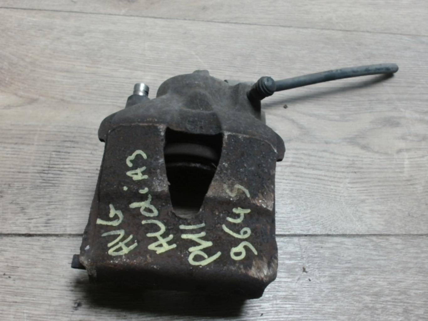 Etrier avant gauche (freinage) AUDI A3 1 PHASE 1 Essence - 1