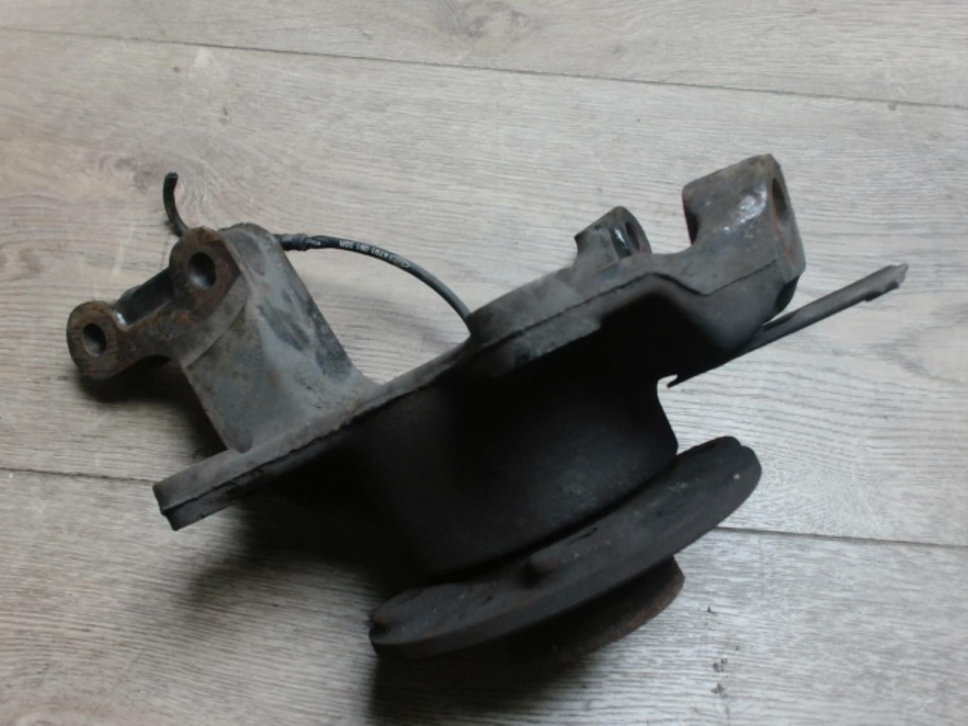 Moyeu avant droit RENAULT SCENIC 3 PHASE 1 Diesel - 1