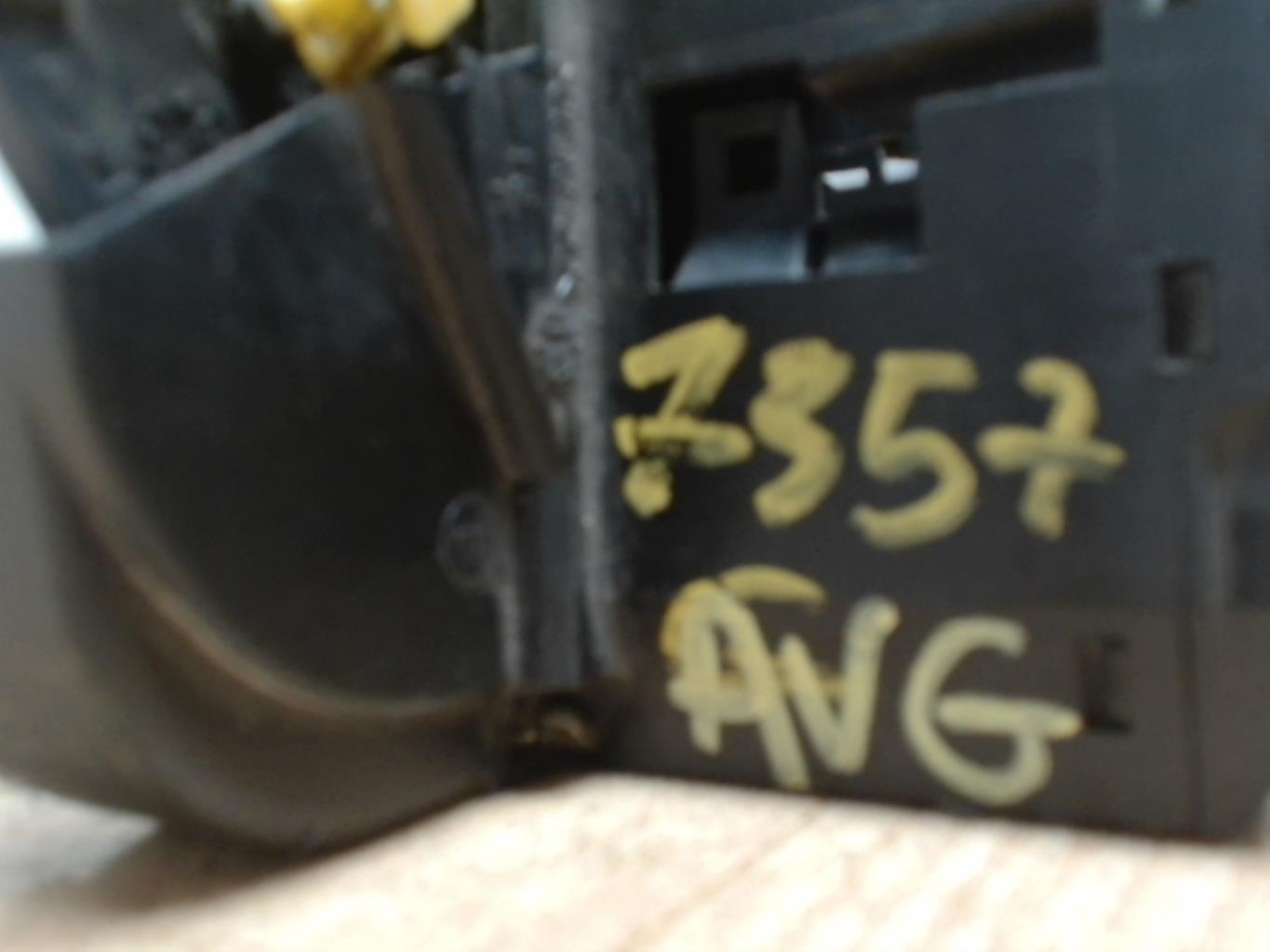 Serrure avant gauche RENAULT MEGANE 1 PHASE 2 Diesel - 1