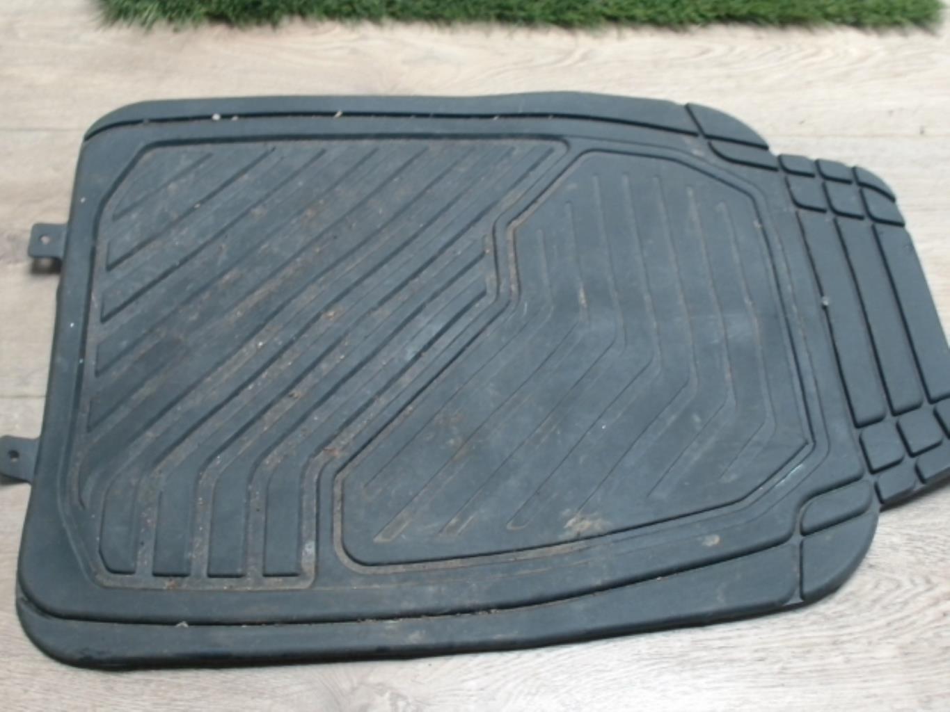 Tapis de sol PEUGEOT 407 PHASE 1 Diesel - 1