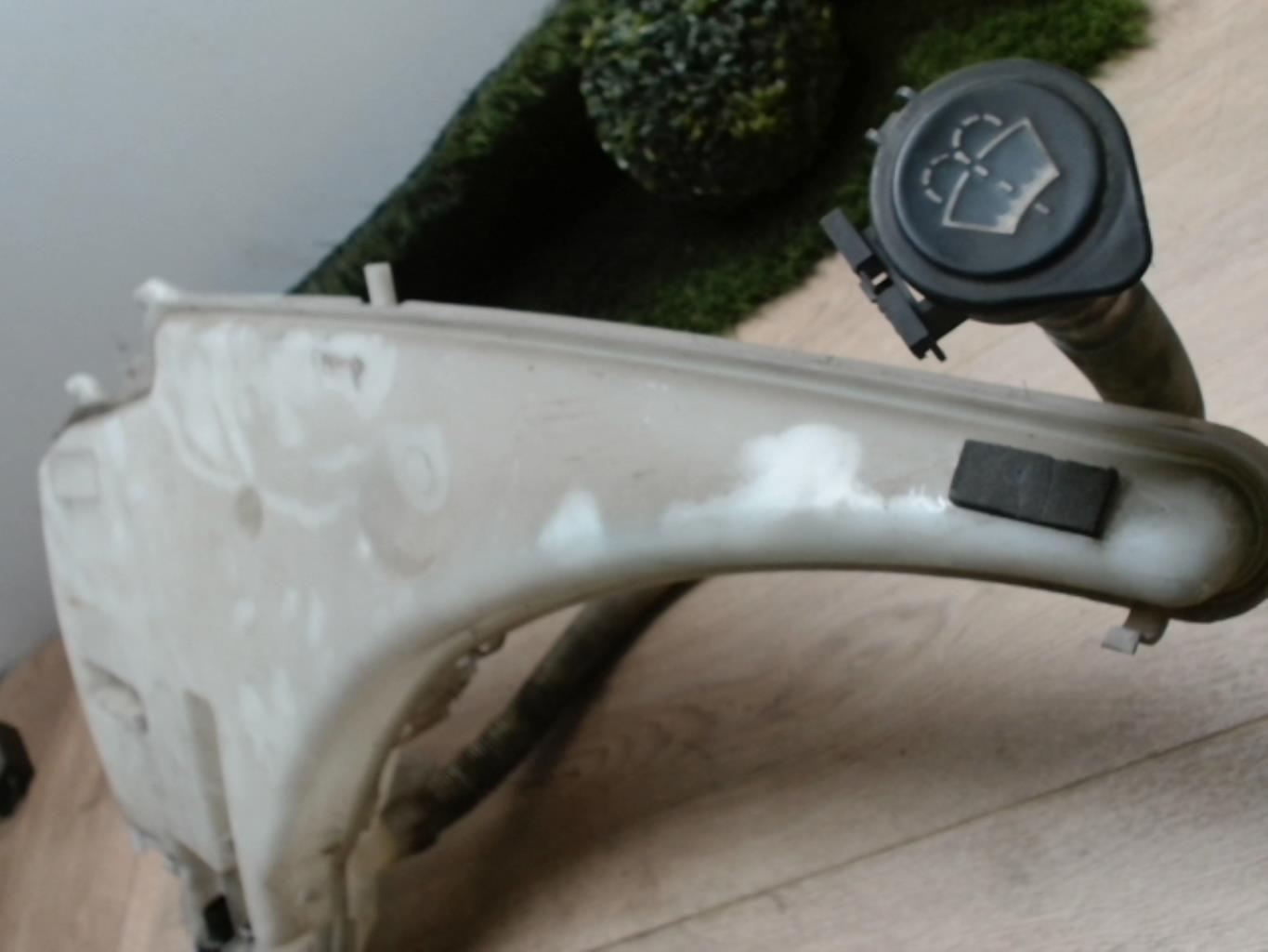 Vase de lave glace BMW SERIE 1 E87 PHASE 1 Diesel - 1