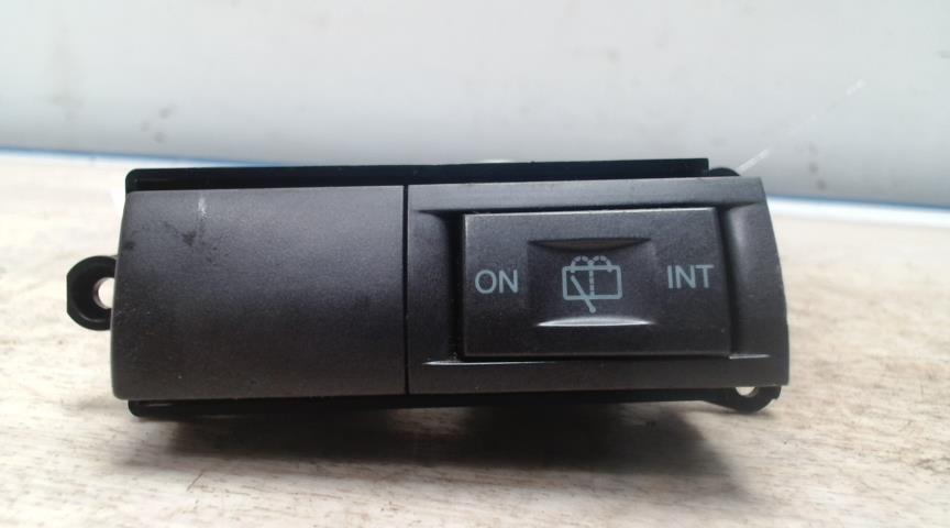 Bouton/Interrupteur HYUNDAI ELANTRA 1 Diesel - 1
