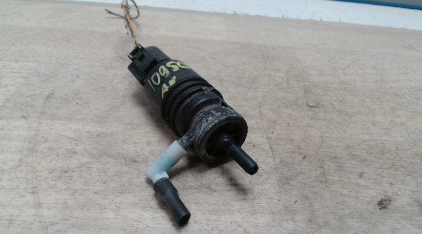 Pompe lave glace avant SUZUKI SWIFT 4 Diesel - 1
