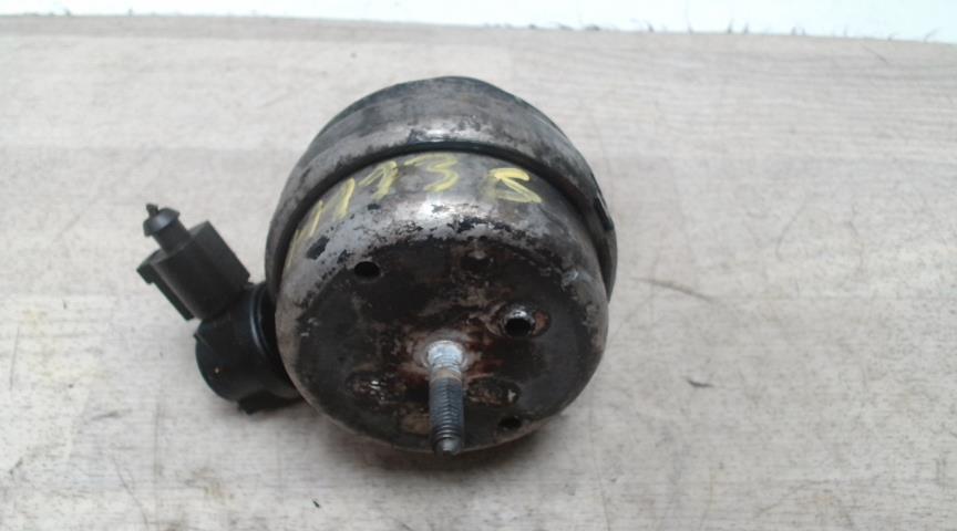 Support moteur gauche AUDI A4 2 AVANT PHASE 1 BREAK Diesel - 1
