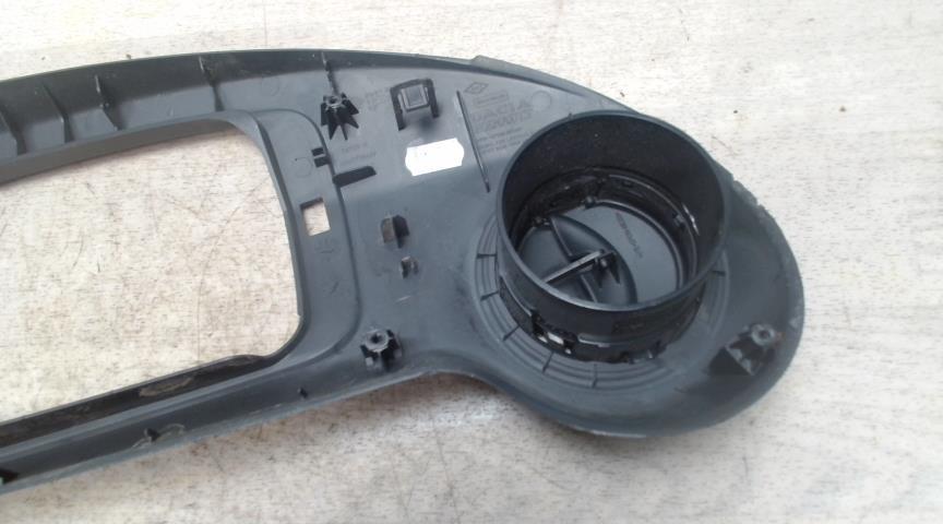 Aerateur tableau de bord DACIA DUSTER 1 PHASE 1 Diesel - 1