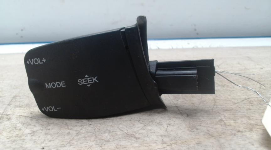 Commande autoradio FORD C-MAX 1 PHASE 1 Diesel - 1