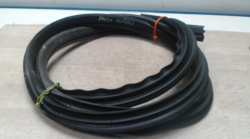 Joint de porte avant gauche FORD C-MAX 1 PHASE 1 Diesel - 1