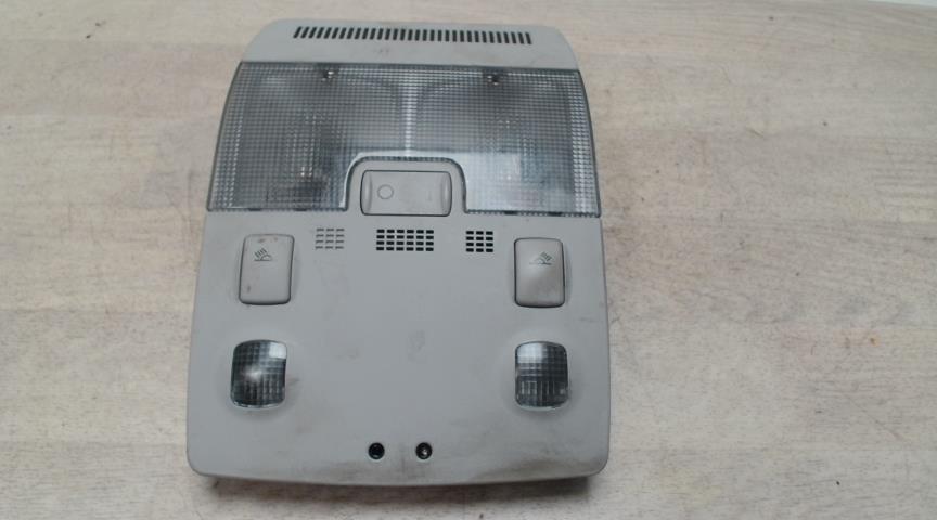 Eclairage de plafonnier AUDI A4 2 PHASE 2 Diesel - 1