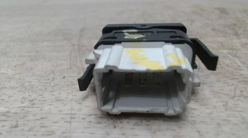 Bouton/Interrupteur RENAULT LAGUNA 2 PHASE 1 Diesel - 1