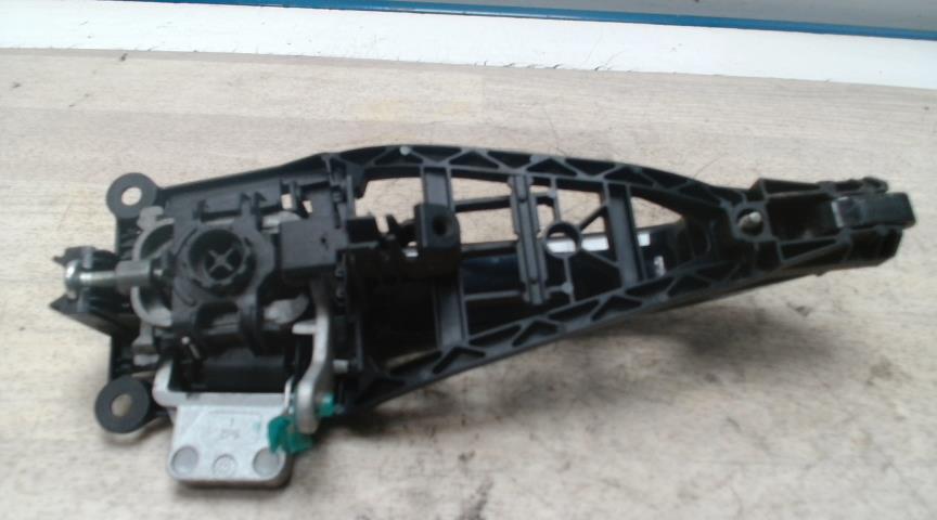 Poignee porte avant droit OPEL CORSA D PHASE 1 Essence - 1
