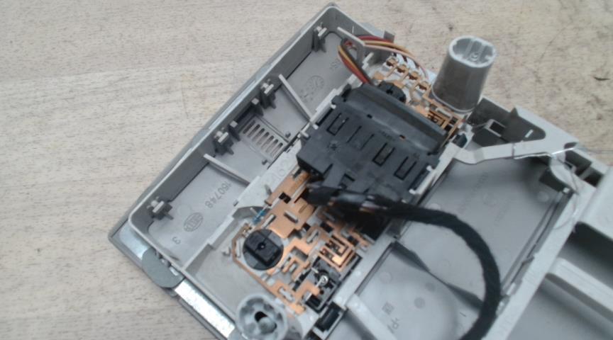 Eclairage de plafonnier OPEL CORSA D PHASE 1 Essence - 1
