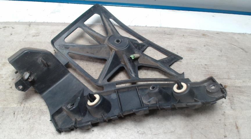 Support de pare chocs arriere RENAULT SCENIC 3 PHASE 1 Diesel - 1