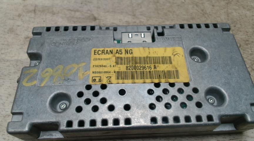 Ecran GPS RENAULT LAGUNA 2 PHASE 2 BREAK Diesel - 1
