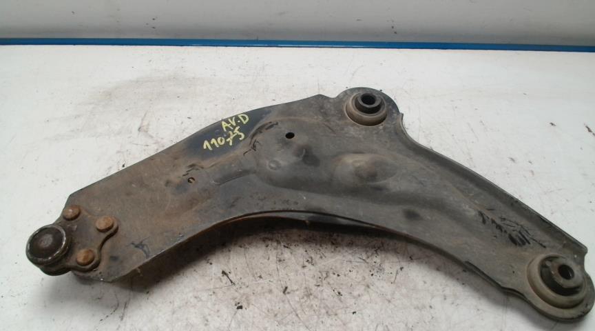 Triangle avant droit RENAULT TRAFIC 2 PHASE 1 Diesel - 1