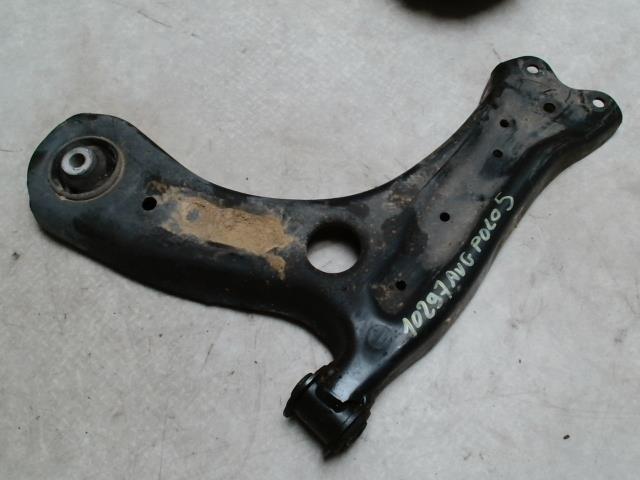Triangle avant gauche VOLKSWAGEN POLO 5 PHASE 1 Essence - 1