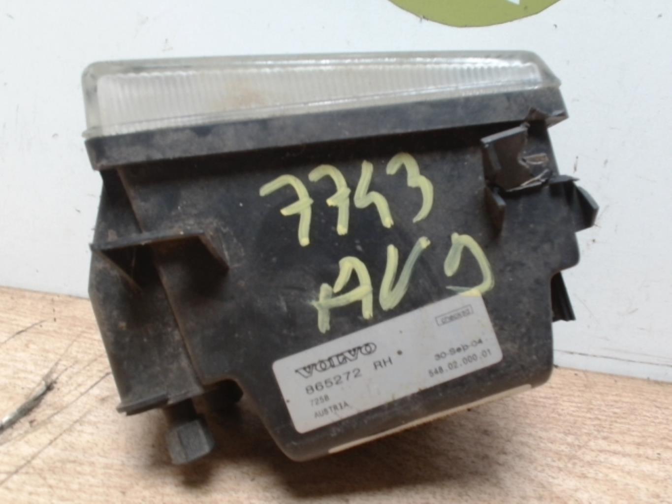 Anti brouillard droit (feux) VOLVO V 40 1 PHASE 1 BREAK Diesel - 1