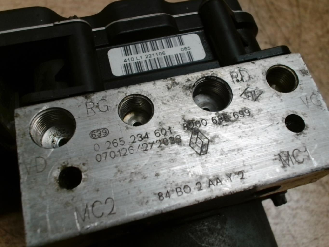 Bloc ABS (freins anti-blocage) RENAULT MEGANE 2 PHASE 2 Diesel - 1