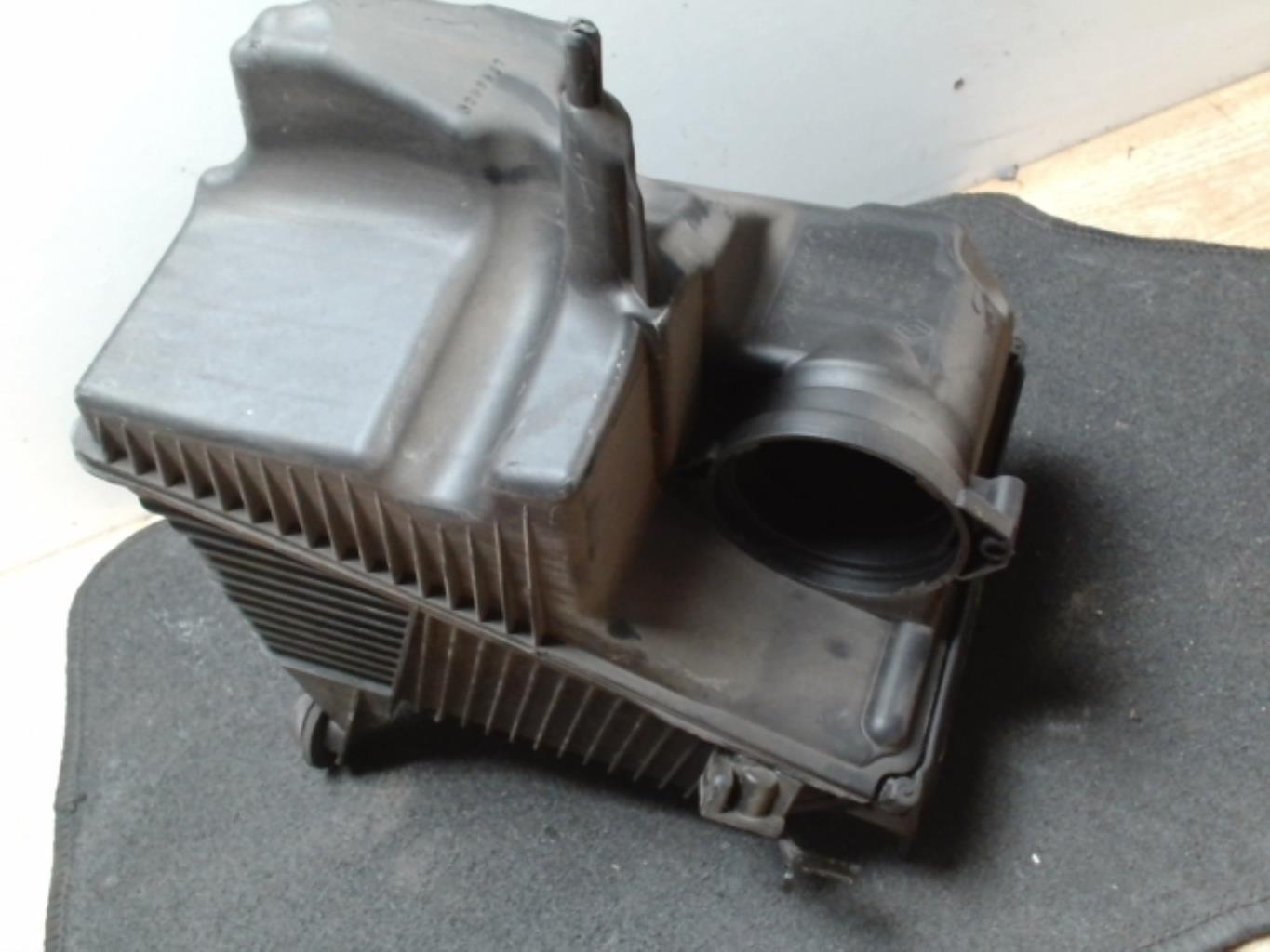 Boite a air RENAULT SCENIC 2 PHASE 2 Diesel - 1