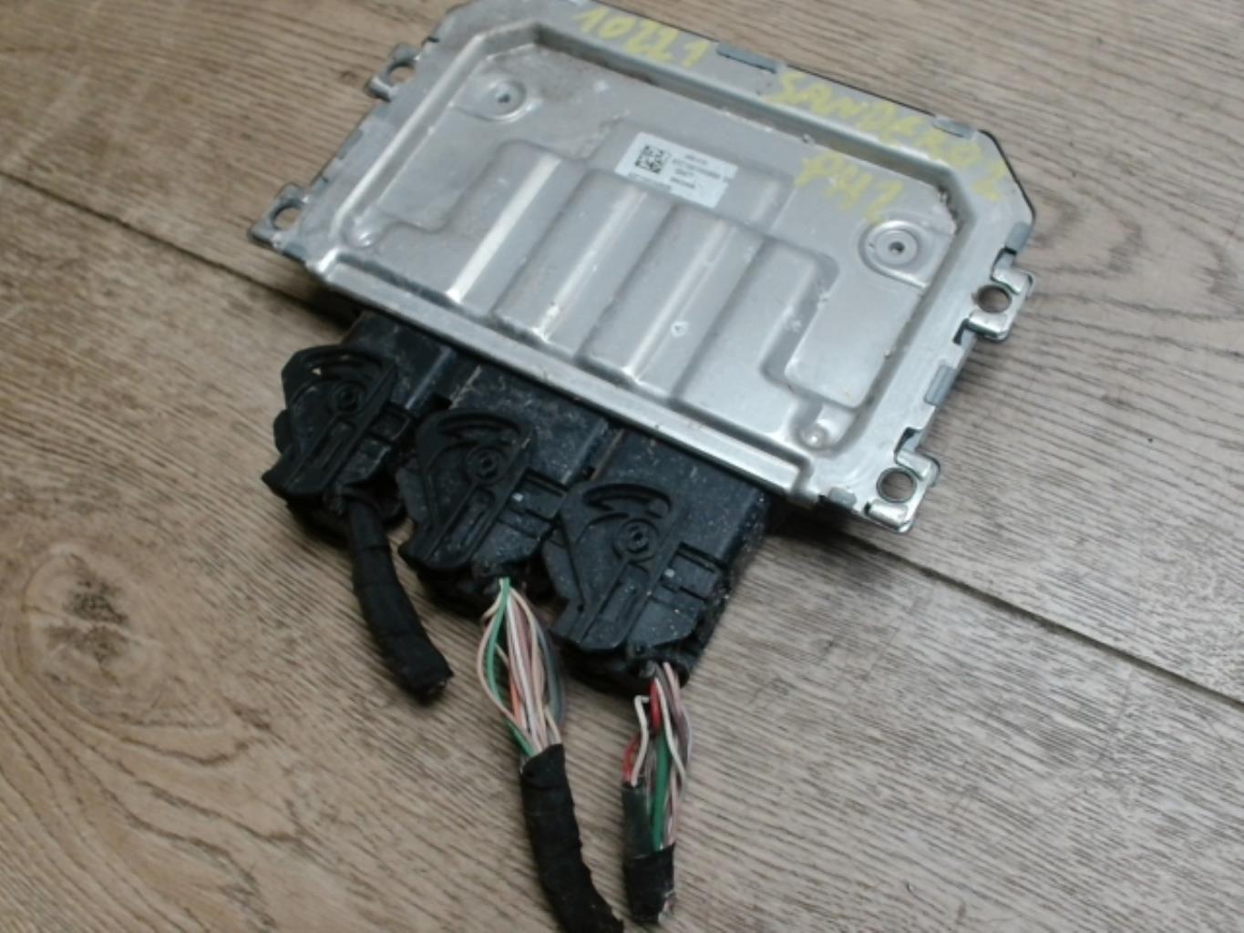 Calculateur DACIA SANDERO 2 PHASE 2 Essence - 1