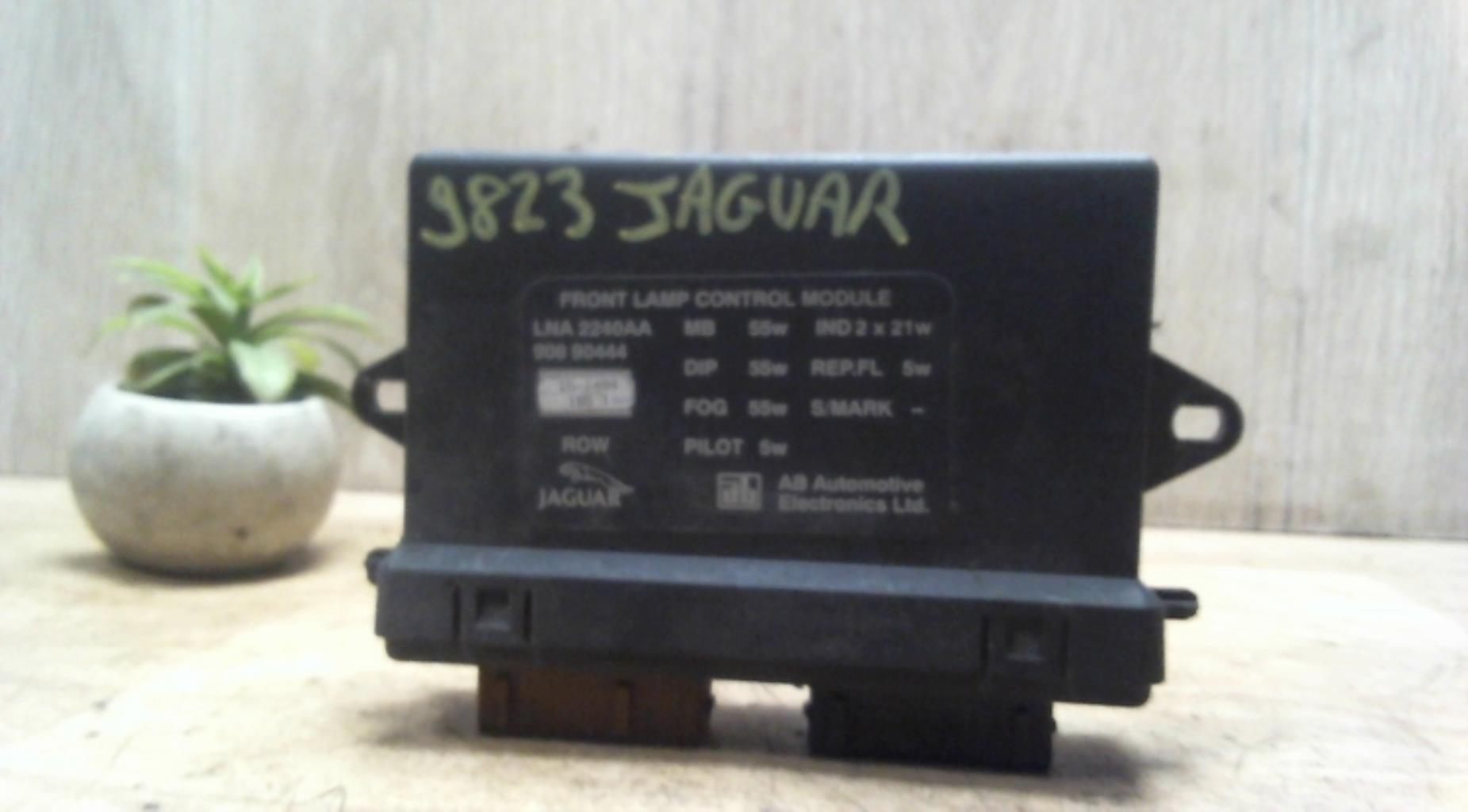 Calculateur JAGUAR XJ X300 PHASE 3 Essence - 1