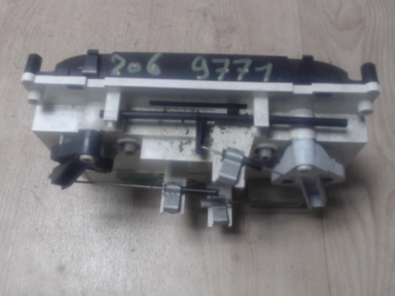 Commande chauffage PEUGEOT 206 PHASE 1 Essence - 1