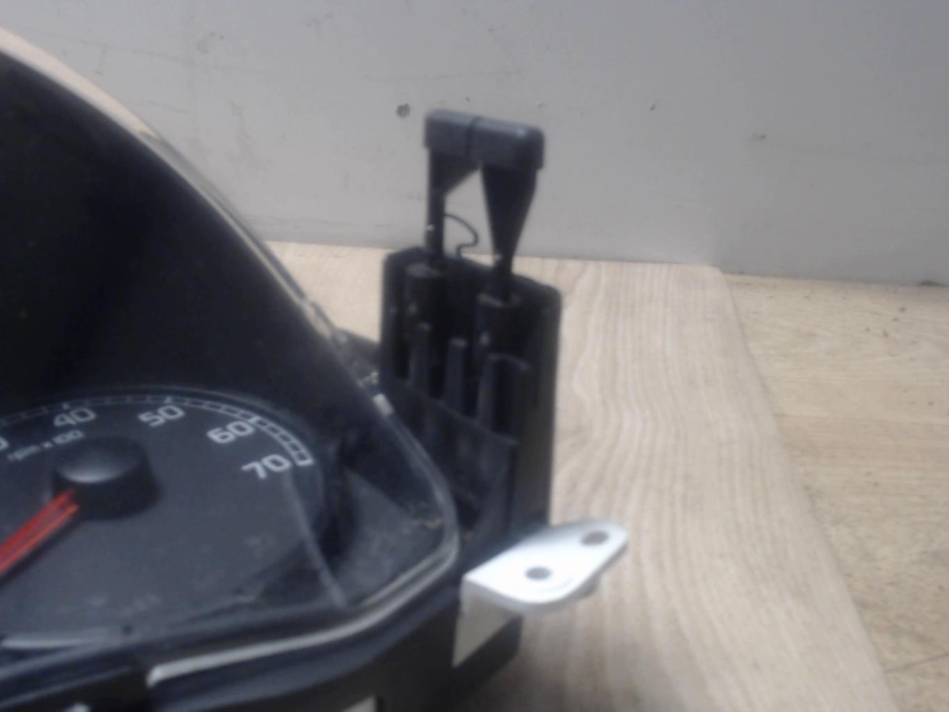 Compteur FIAT PUNTO 2 PHASE 2 Essence - 1