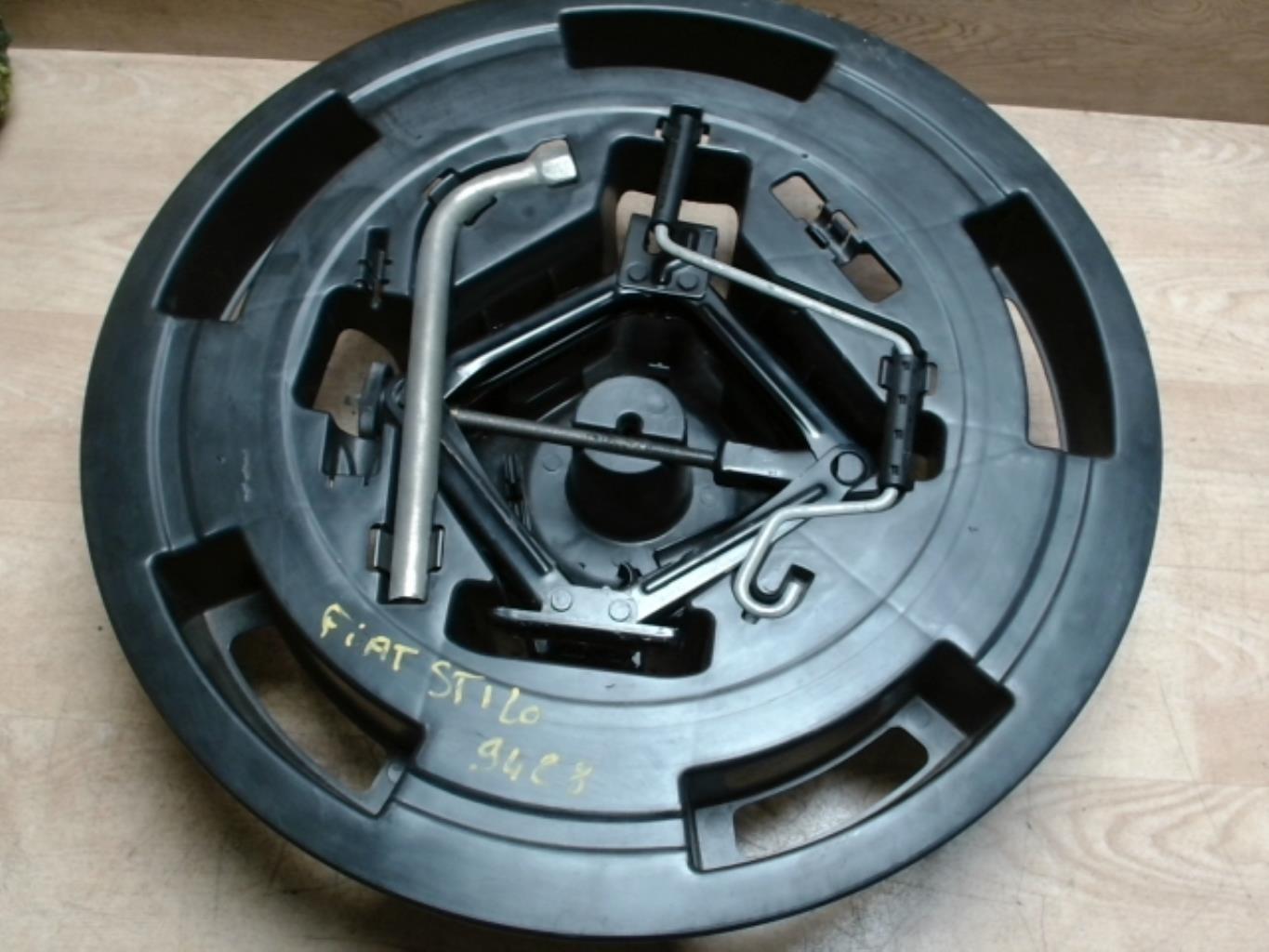 Cric (Ensemble depannage) FIAT STILO Diesel - 1