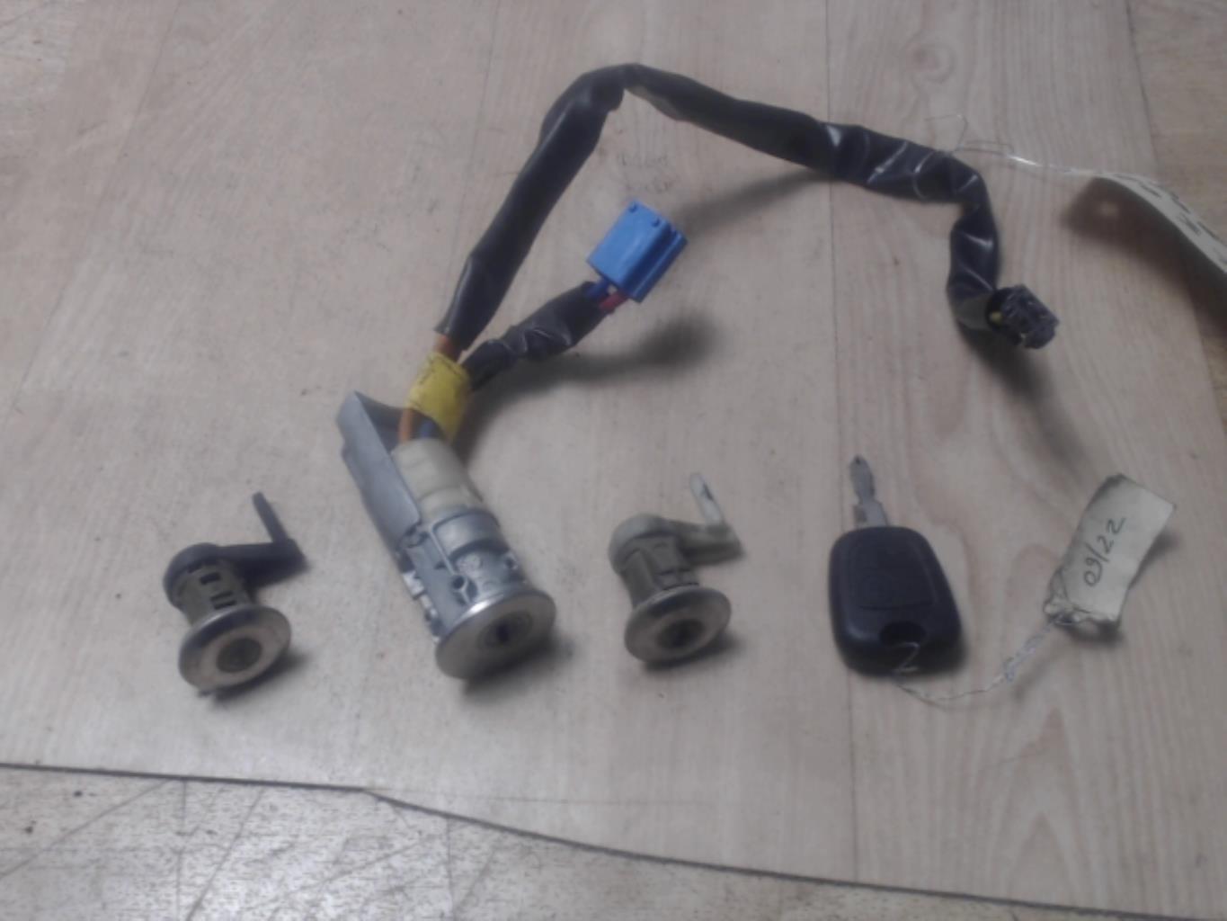 Kit barillet PEUGEOT 206 PHASE 2 Essence - 1
