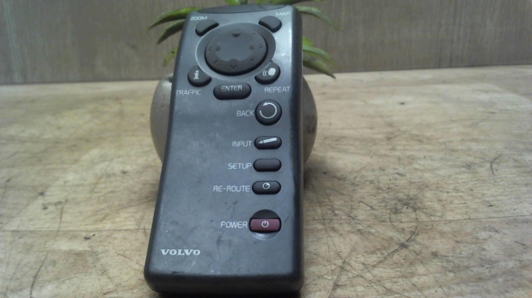Commande autoradio VOLVO C 70 1 CABRIOLET Essence - 1
