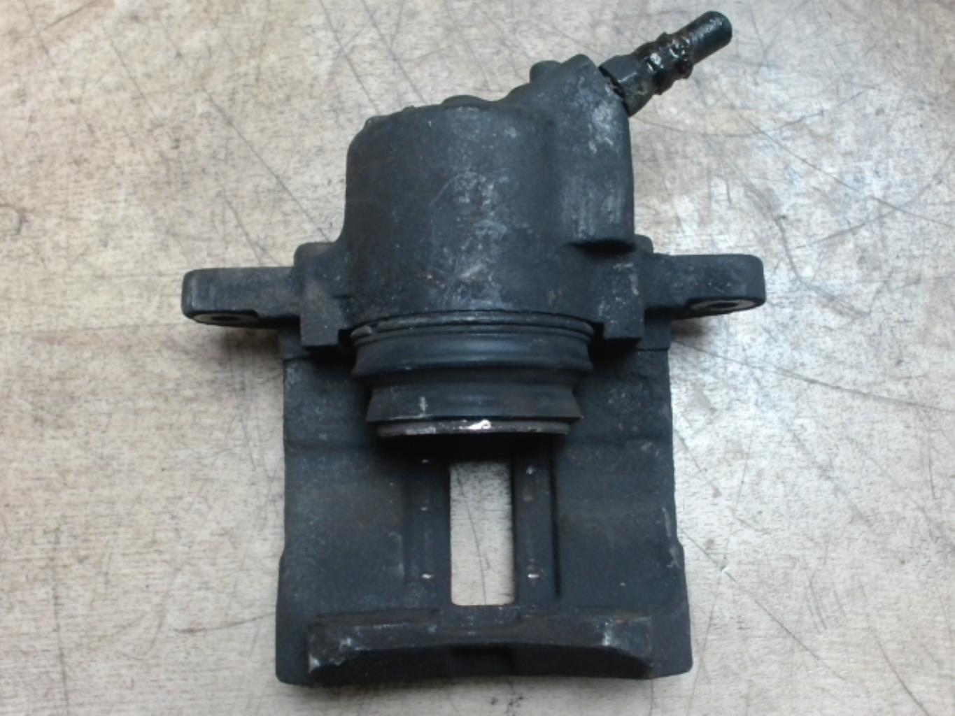 Etrier arriere droit (freinage) RENAULT CLIO 2 PHASE 2 Diesel - 1