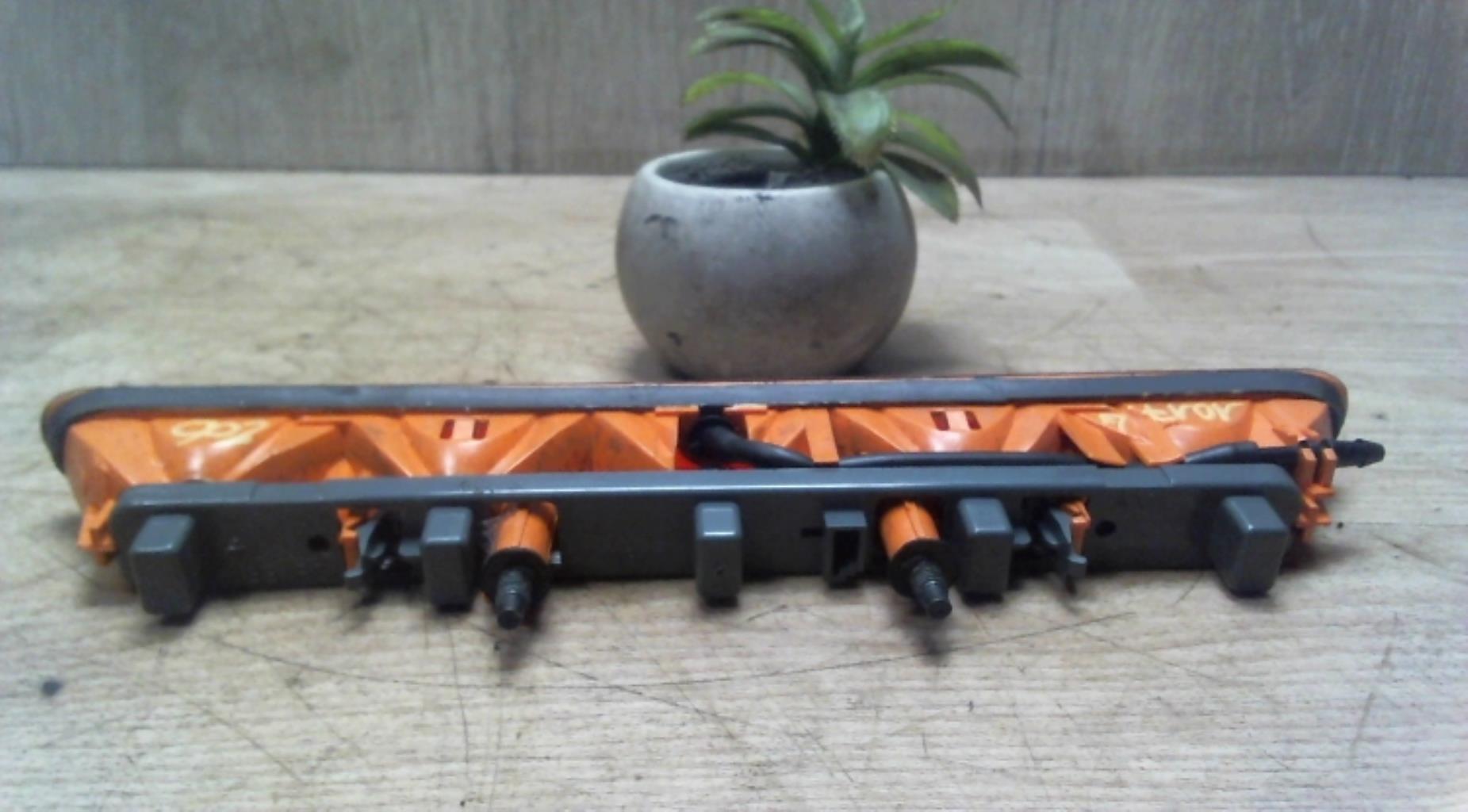 Feu arriere stop central PEUGEOT 206 PHASE 1 Diesel - 1