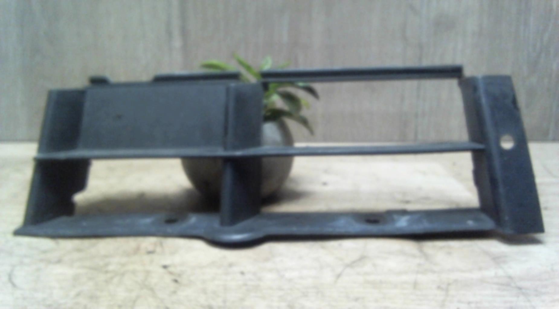 Grille de pare choc BMW SERIE 5 E39 PHASE 1 Diesel - 1