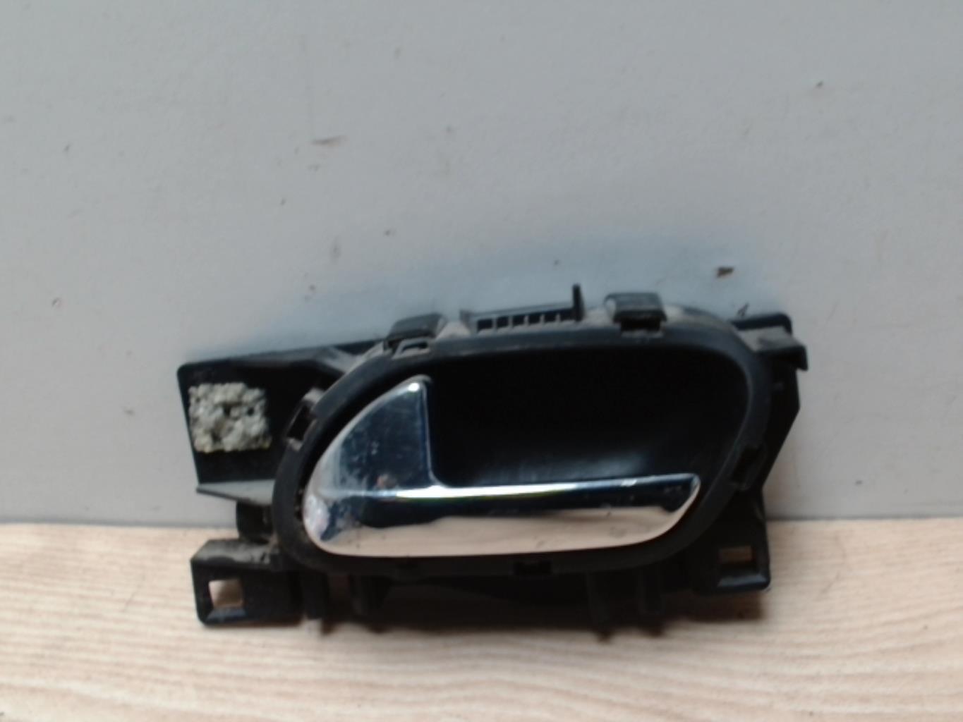 Poignee interieur avant gauche CITROEN C3 PICASSO PHASE 1 Diesel - 1