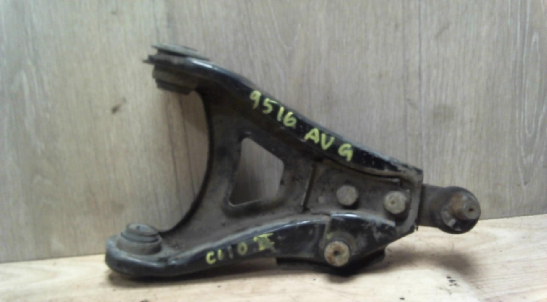 Triangle inferieur avant gauche RENAULT CLIO 2 PHASE 2 Essence - 1
