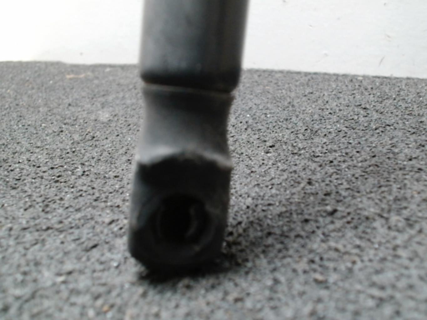 Verin de coffre gauche OPEL CORSA D PHASE 1 Diesel - 1