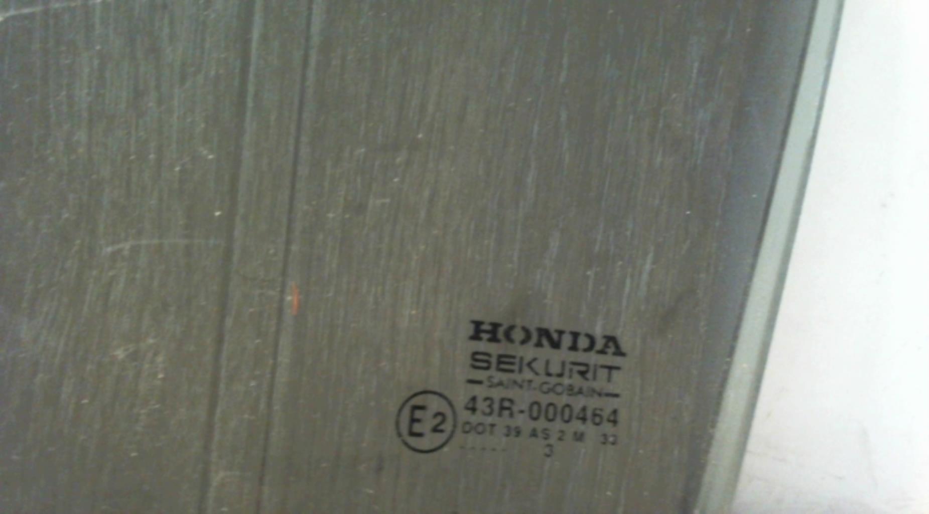 Vitre avant gauche HONDA CIVIC 7 PHASE 1 Diesel - 1