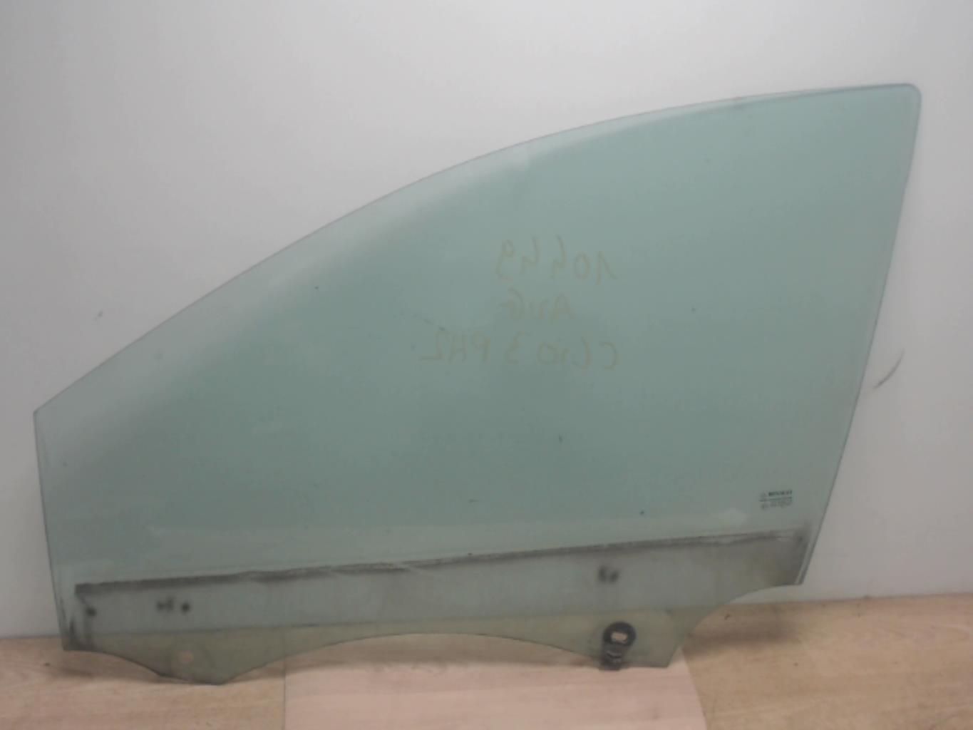 Vitre avant gauche RENAULT CLIO 3 PHASE 2 Diesel - 1