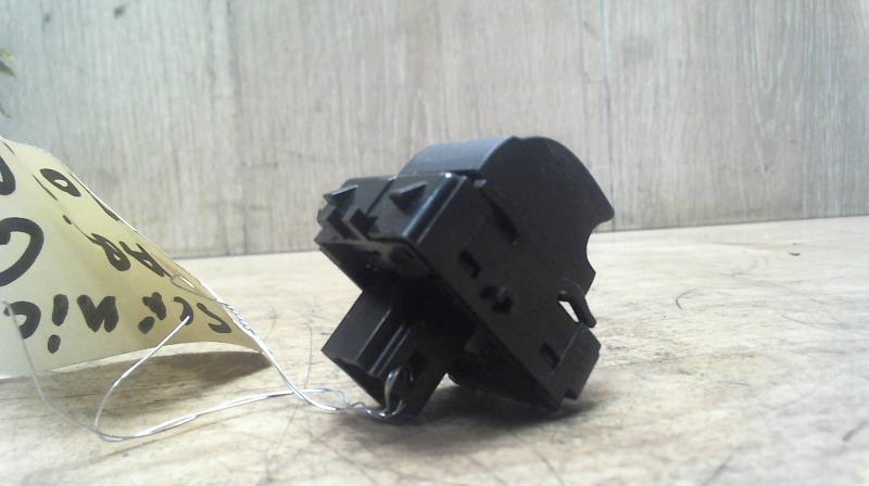 Bouton/Interrupteur RENAULT SCENIC 3 PHASE 1 Diesel - 1