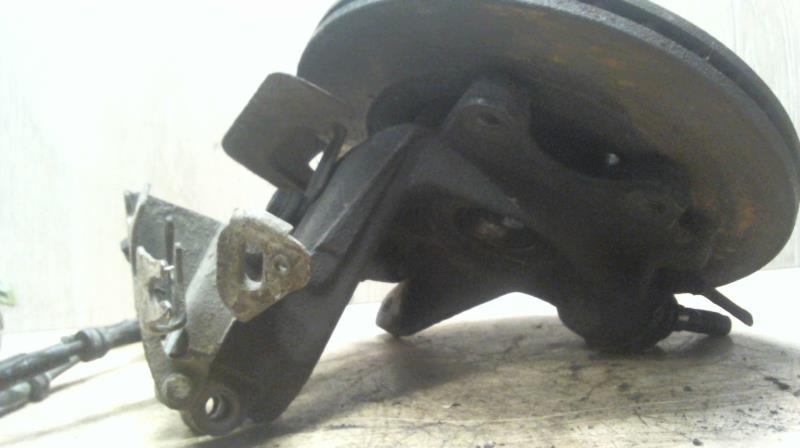 Moyeu avant gauche CITROEN XANTIA PHASE 2 Essence - 1