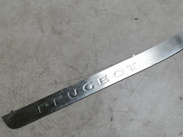 Marche pieds PEUGEOT 5008 1 PHASE 1 Diesel - 1