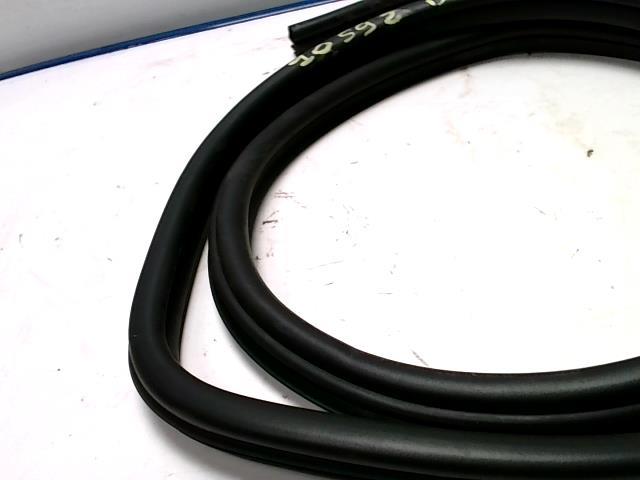 Joint de porte arriere gauche BMW SERIE 3 E90 PHASE 2 Diesel - 1