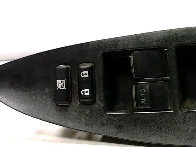 Bouton/Interrupteur TOYOTA RAV4 3 PHASE 1 Diesel - 1