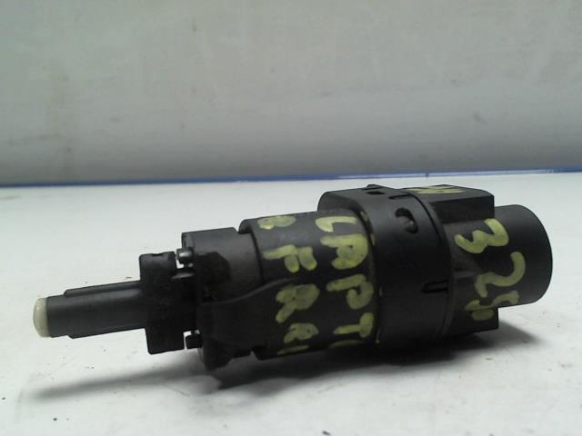 Contacteur feu stop VOLVO C 30 PHASE 2 Diesel - 1