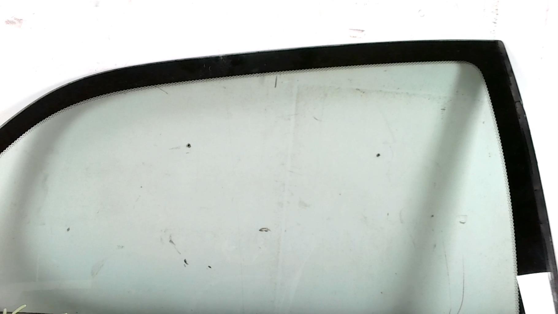 Custode arriere droit MITSUBISHI COLT 5  - 1