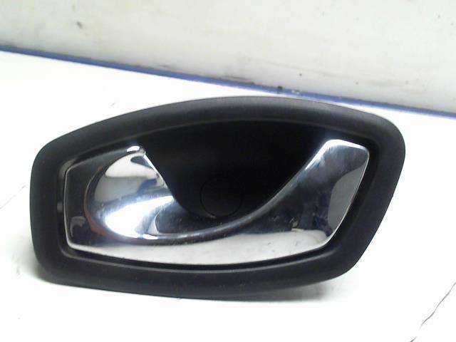 Poignee interieur arriere gauche RENAULT CAPTUR 1 PHASE 1 Essence - 1