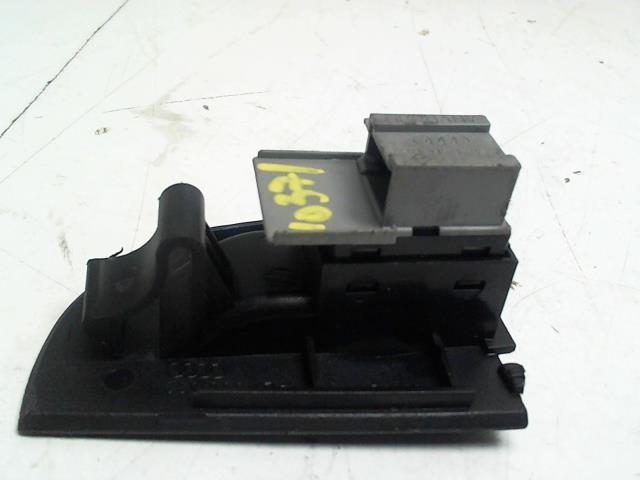 Bouton/Interrupteur AUDI A6 2 PHASE 1 Diesel - 1