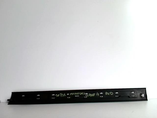 Marche pieds MERCEDES CLASSE A 169 PHASE 1 Diesel - 1