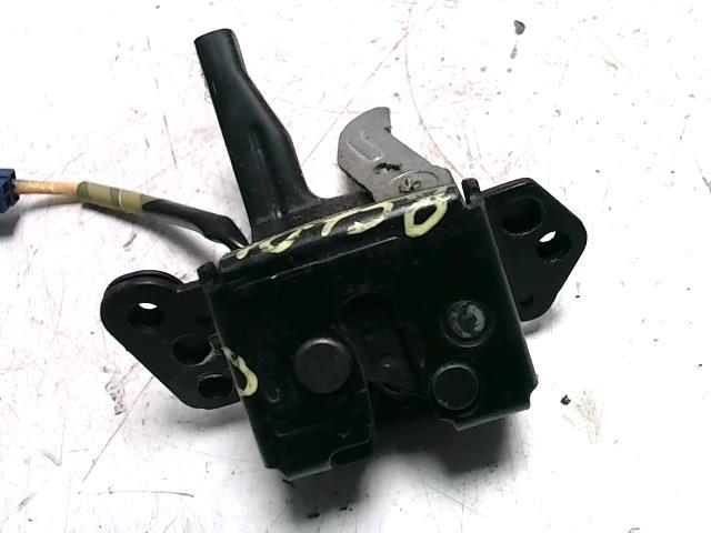 Serrure de coffre TOYOTA YARIS 2 PHASE 1 Diesel - 1