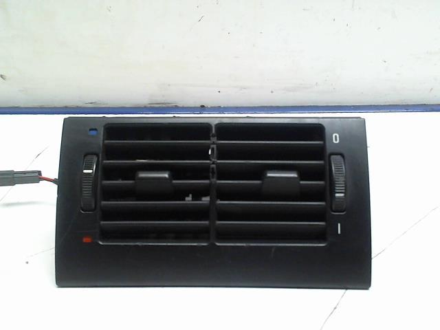 Aerateur tableau de bord BMW SERIE 5 E39 TOURING PHASE 1 BREAK Diesel - 1
