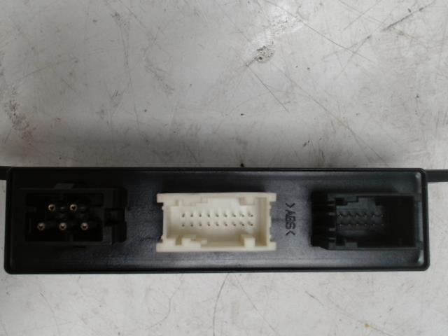 Boitier de centralisation BMW SERIE 5 E39 TOURING PHASE 1 BREAK Diesel - 1